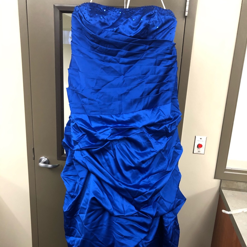 Ball gown